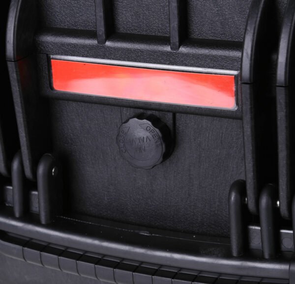 Hard  Case on Wheels - Image 5